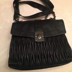 Guess quilted pattern expandable bag!